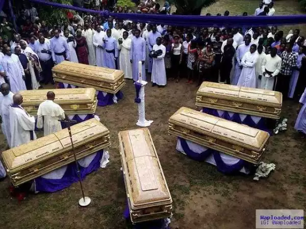 Six Catholic seminarians who died in car accident buried (photos)
